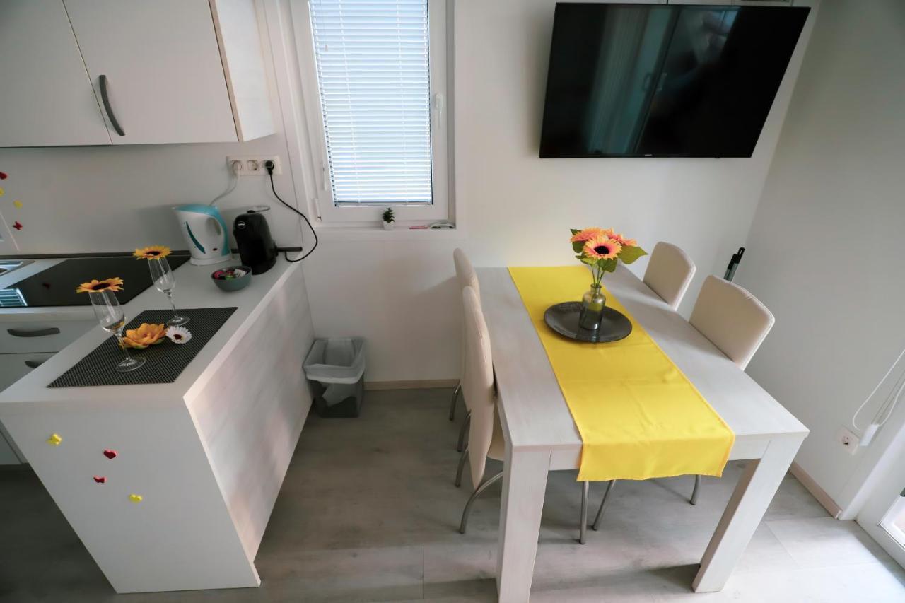 Floating Sea House Soncek Apartment Portoroz Ngoại thất bức ảnh