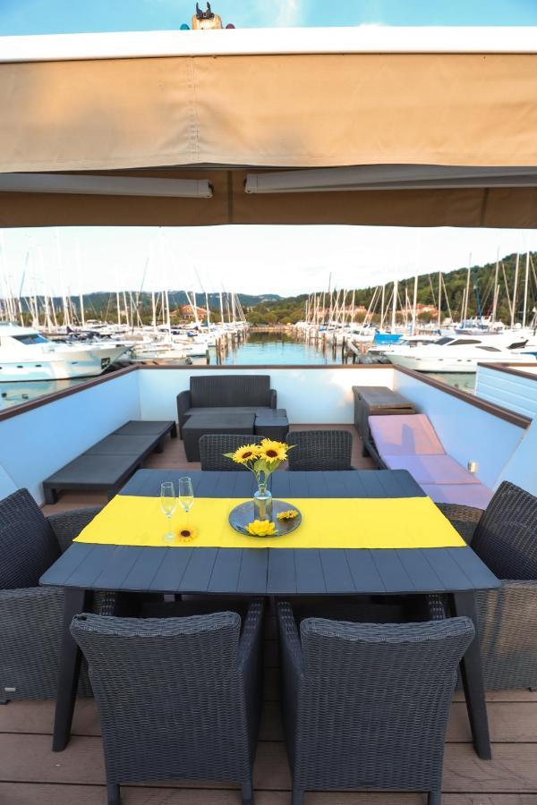Floating Sea House Soncek Apartment Portoroz Ngoại thất bức ảnh