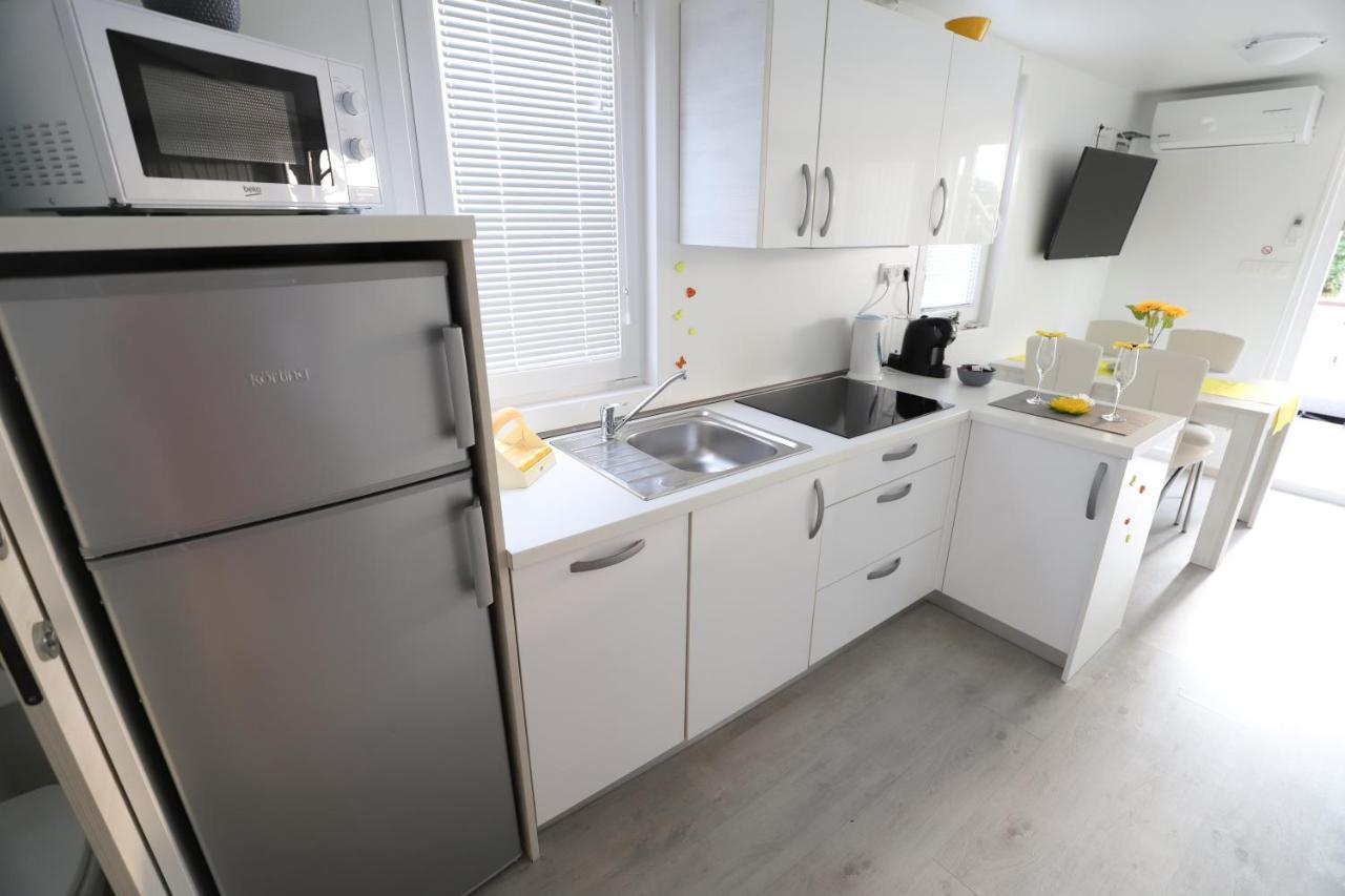 Floating Sea House Soncek Apartment Portoroz Ngoại thất bức ảnh